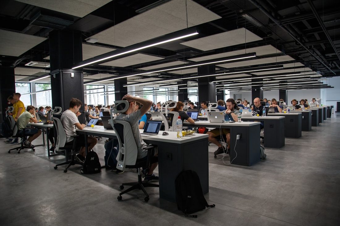 OG真人 APP 数据面板示意